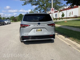2025 Toyota Sienna XSE 7-Passenger 120.5" WB - miniatura 6