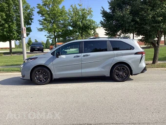 2025 Toyota Sienna XSE 7-Passenger 120.5" WB - miniatura 8