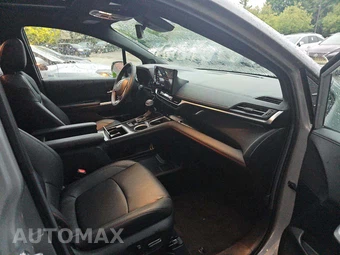 2025 Toyota Sienna XSE 7-Passenger 120.5" WB - miniatura 19