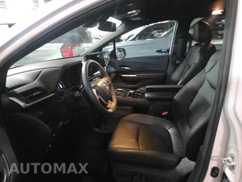 2025 Toyota Sienna XSE 7-Passenger 120.5" WB - miniatura 13