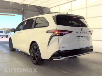 2025 Toyota Sienna XSE 7-Passenger 120.5" WB - miniatura 8
