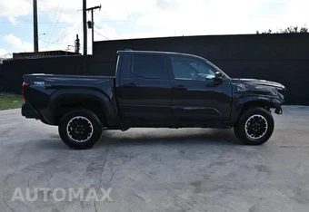 2025 Toyota Tacoma Crew Cab - miniatura 7
