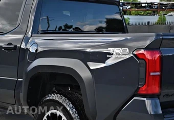 2025 Toyota Tacoma Crew Cab - miniatura 8