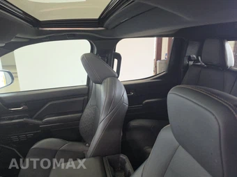 2025 Toyota Tacoma i-FORCE MAX Limited Crew Cab Medium Bed - miniatura 18