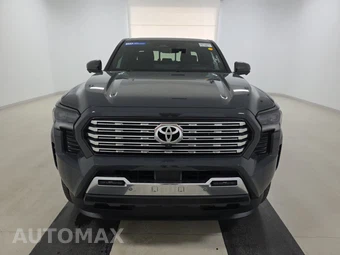 2025 Toyota Tacoma i-FORCE MAX Limited Crew Cab Medium Bed - miniatura 2