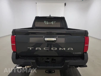 2025 Toyota Tacoma i-FORCE MAX Limited Crew Cab Medium Bed - miniatura 5
