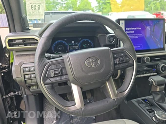 2025 Toyota Tacoma i-FORCE MAX Limited Crew Cab Medium Bed - miniatura 15