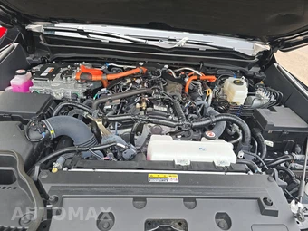 2025 Toyota Tacoma i-FORCE MAX Limited Crew Cab Medium Bed - miniatura 21