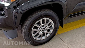 2025 Toyota Tacoma i-FORCE MAX Limited Crew Cab Medium Bed - miniatura 7