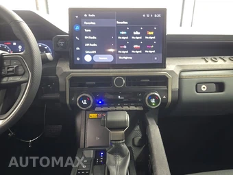 2025 Toyota Tacoma i-FORCE MAX Trailhunter Crew Cab Long Bed - miniatura 11