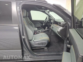 2025 Toyota Tacoma i-FORCE MAX Trailhunter Crew Cab Long Bed - miniatura 8