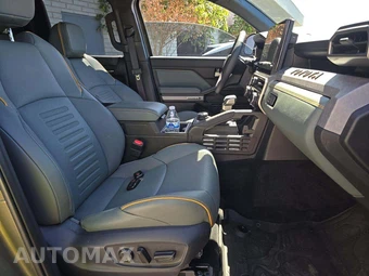 2025 Toyota Tacoma i-FORCE MAX Trailhunter Crew Cab Medium Bed - miniatura 18