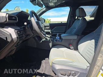 2025 Toyota Tacoma i-FORCE MAX Trailhunter Crew Cab Medium Bed - miniatura 6