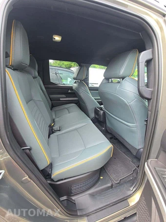 2025 Toyota Tacoma i-FORCE MAX Trailhunter Crew Cab Medium Bed - miniatura 16