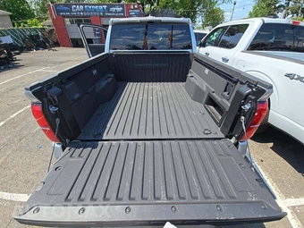 2025 Toyota Tacoma i-FORCE MAX TRD Off-Road Crew Cab Medium Bed - miniatura 14