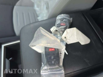 2025 Toyota Tacoma i-FORCE MAX TRD Off-Road Crew Cab Medium Bed - miniatura 8