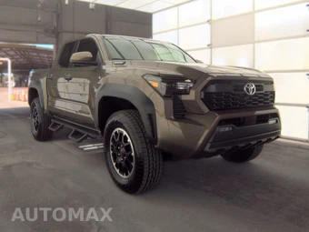 2025 Toyota Tacoma i-FORCE MAX TRD Off-Road Crew Cab Medium Bed - miniatura 3