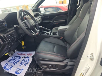 2025 Toyota Tacoma i-FORCE MAX TRD Pro Crew Cab Medium Bed - miniatura 7