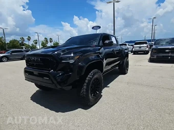 2025 Toyota Tacoma i-FORCE MAX TRD Pro Crew Cab Medium Bed