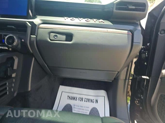 2025 Toyota Tacoma i-FORCE MAX TRD Pro Crew Cab Medium Bed - miniatura 16