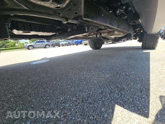 2025 Toyota Tacoma i-FORCE MAX TRD Pro Crew Cab Medium Bed - miniatura 4
