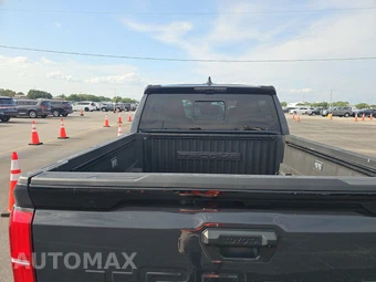 2025 Toyota Tacoma i-FORCE MAX TRD Pro Crew Cab Medium Bed - miniatura 16