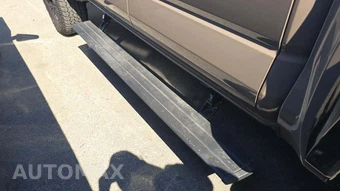 2025 Toyota Tacoma i-FORCE MAX TRD Pro Crew Cab Medium Bed - miniatura 25