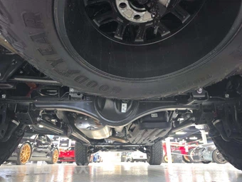 2025 Toyota Tacoma i-FORCE MAX TRD Pro Crew Cab Medium Bed - miniatura 15