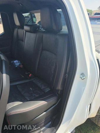 2025 Toyota Tacoma i-FORCE MAX TRD Pro Crew Cab Medium Bed - miniatura 13
