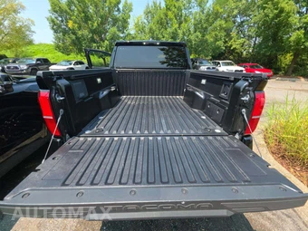 2025 Toyota Tacoma i-FORCE MAX TRD Sport Crew Cab Medium Bed - miniatura 14