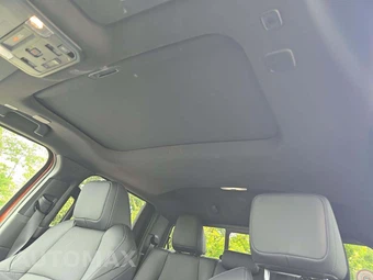 2025 Toyota Tacoma i-FORCE MAX TRD Sport Crew Cab Medium Bed - miniatura 8