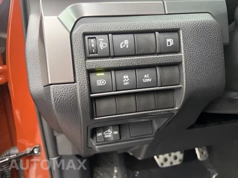 2025 Toyota Tacoma i-FORCE MAX TRD Sport Crew Cab Medium Bed - miniatura 10