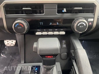 2025 Toyota Tacoma i-FORCE MAX TRD Sport Crew Cab Medium Bed - miniatura 18