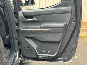 2025 Toyota Tacoma Limited Crew Cab Medium Bed - miniatura 45