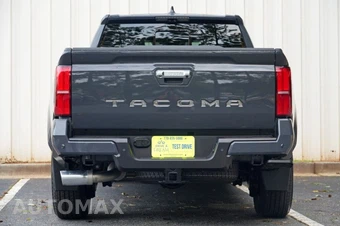 2025 Toyota Tacoma Limited Crew Cab Medium Bed - miniatura 9