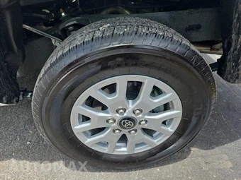 2025 Toyota Tacoma SR Crew Cab Medium Bed - miniatura 11