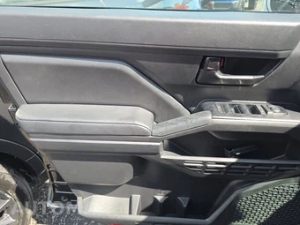 2025 Toyota Tacoma SR Crew Cab Medium Bed - miniatura 9