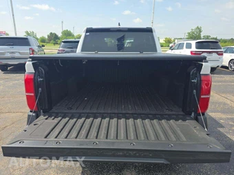 2025 Toyota Tacoma SR Crew Cab Medium Bed - miniatura 11