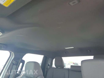 2025 Toyota Tacoma SR Crew Cab Medium Bed - miniatura 8