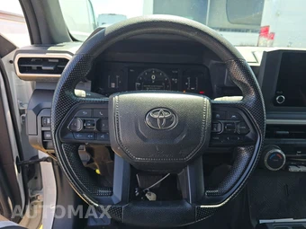 2025 Toyota Tacoma SR Regular Cab Long Bed - miniatura 10