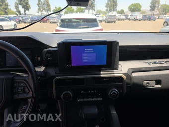 2025 Toyota Tacoma SR Regular Cab Long Bed - miniatura 11