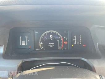 2025 Toyota Tacoma SR5 Crew Cab Long Bed – miniatura 12