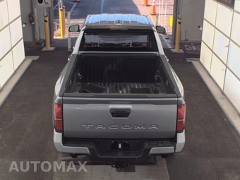 2025 Toyota Tacoma SR5 Crew Cab Long Bed – miniatura 5