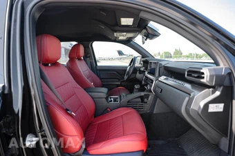 2025 Toyota Tacoma SR5 Crew Cab Long Bed - miniatura 10