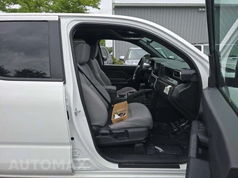 2025 Toyota Tacoma SR5 Crew Cab Long Bed - miniatura 18