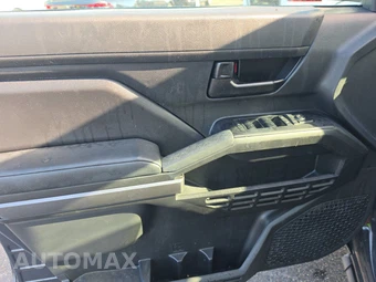 2025 Toyota Tacoma SR5 Crew Cab Medium Bed - miniatura 9