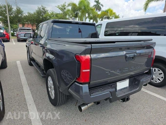2025 Toyota Tacoma SR5 Crew Cab Medium Bed - miniatura 2