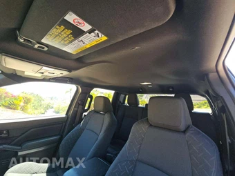 2025 Toyota Tacoma SR5 Crew Cab Medium Bed - miniatura 11