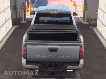 2025 Toyota Tacoma SR5 Crew Cab Medium Bed - miniatura 5
