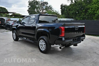 2025 Toyota Tacoma SR5 Crew Cab Medium Bed - miniatura 3